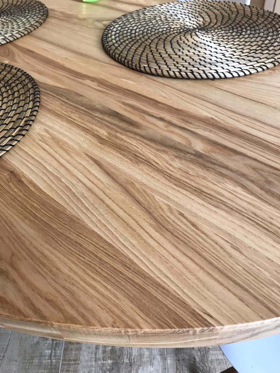 Обеденный стол из массива