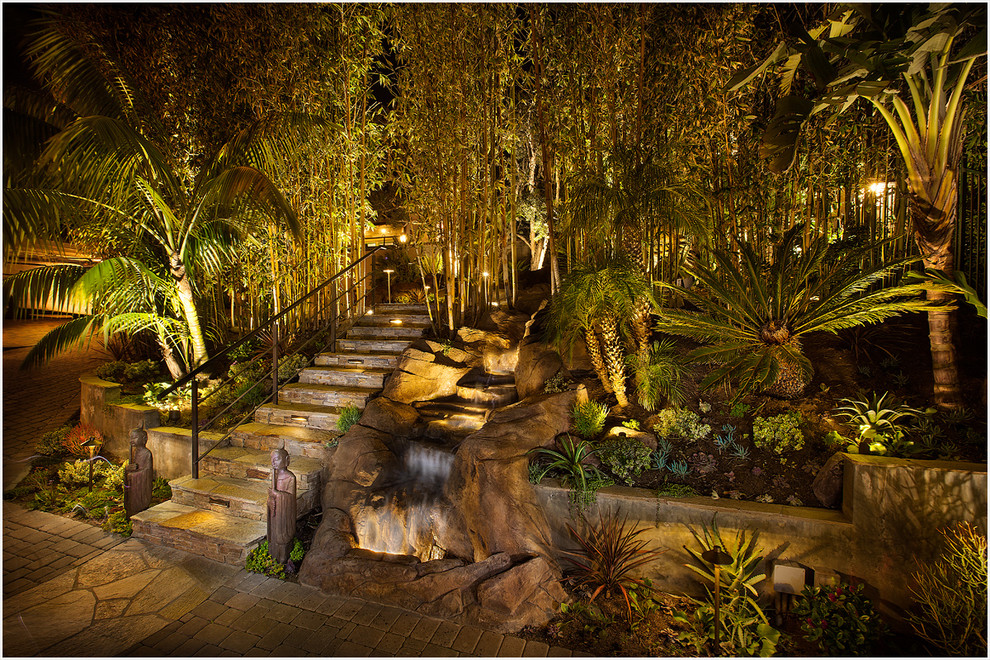 This is an example of a tropical garden in Los Angeles.
