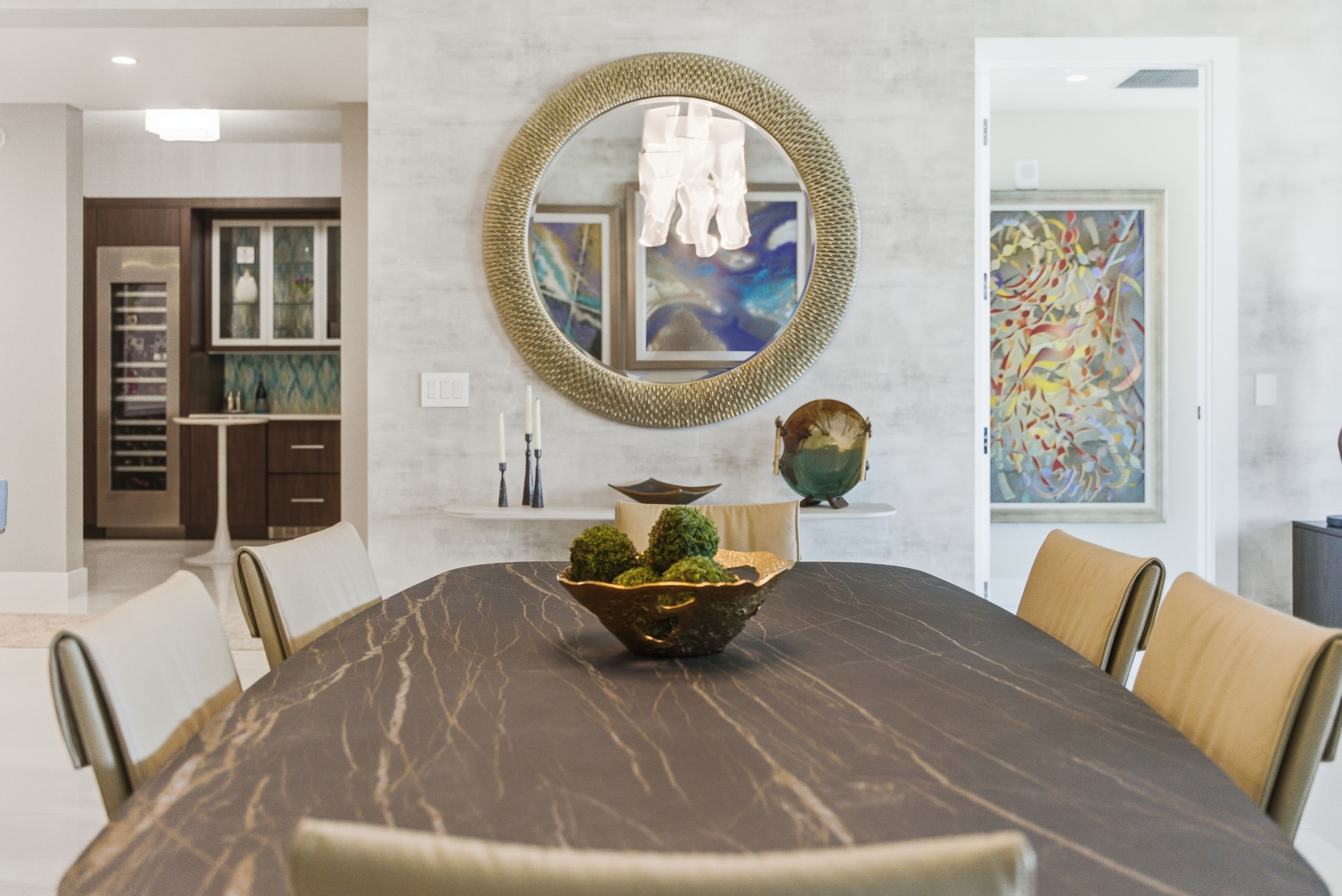 We Love Travel and Art