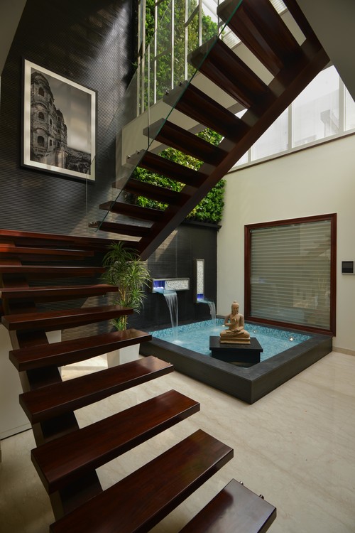 Contemporary Staircase 