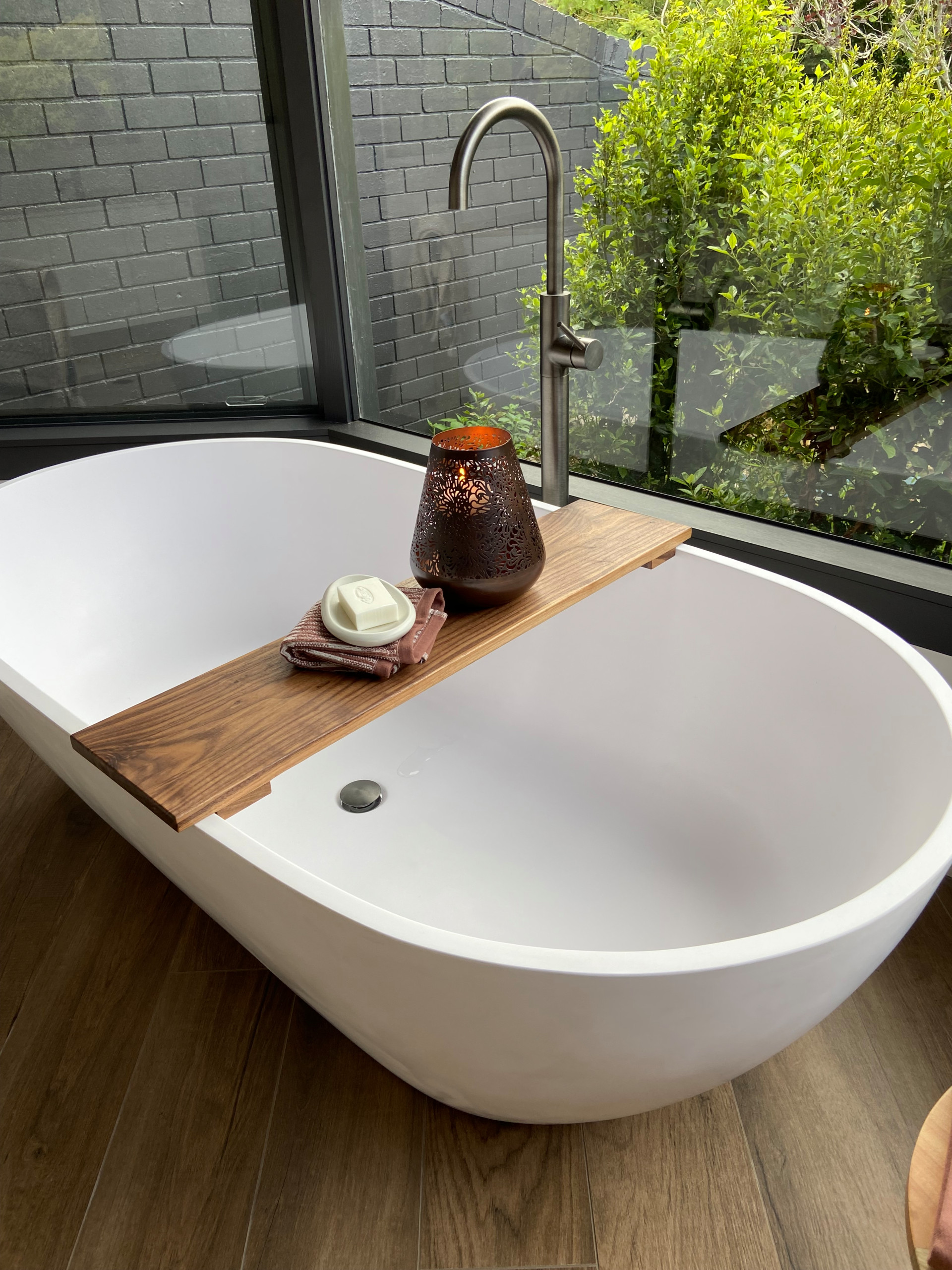 REBUILD OF A GRAND  BATHROOM