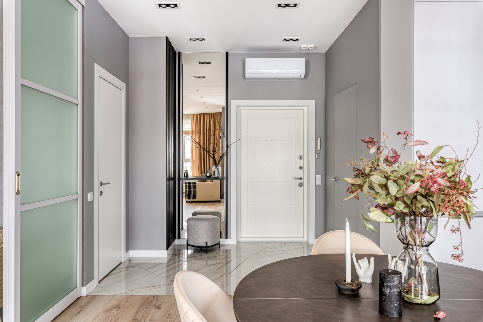 Уютная однушка для мамы и дочки