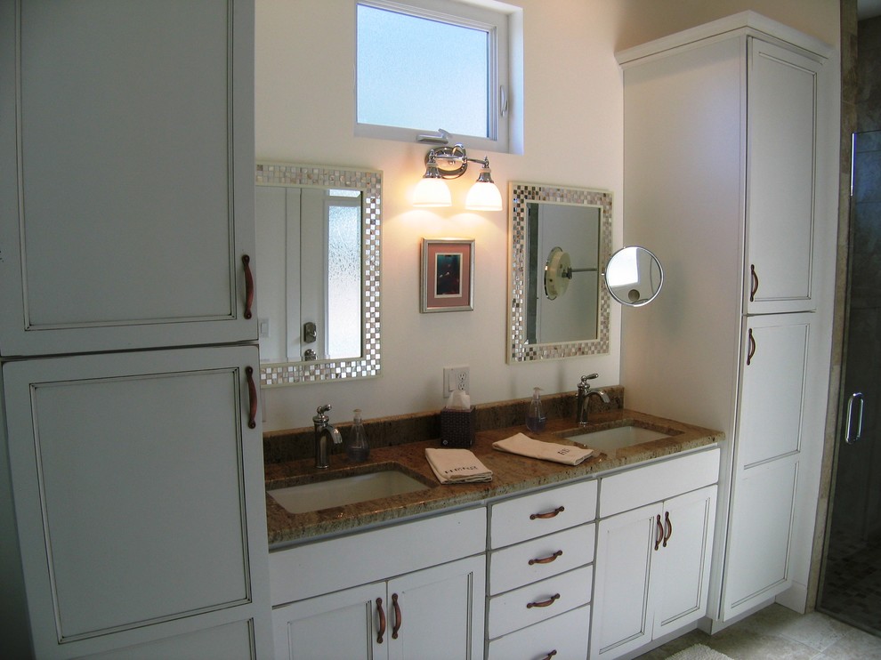 Design ideas for a beach style bathroom in Tampa.