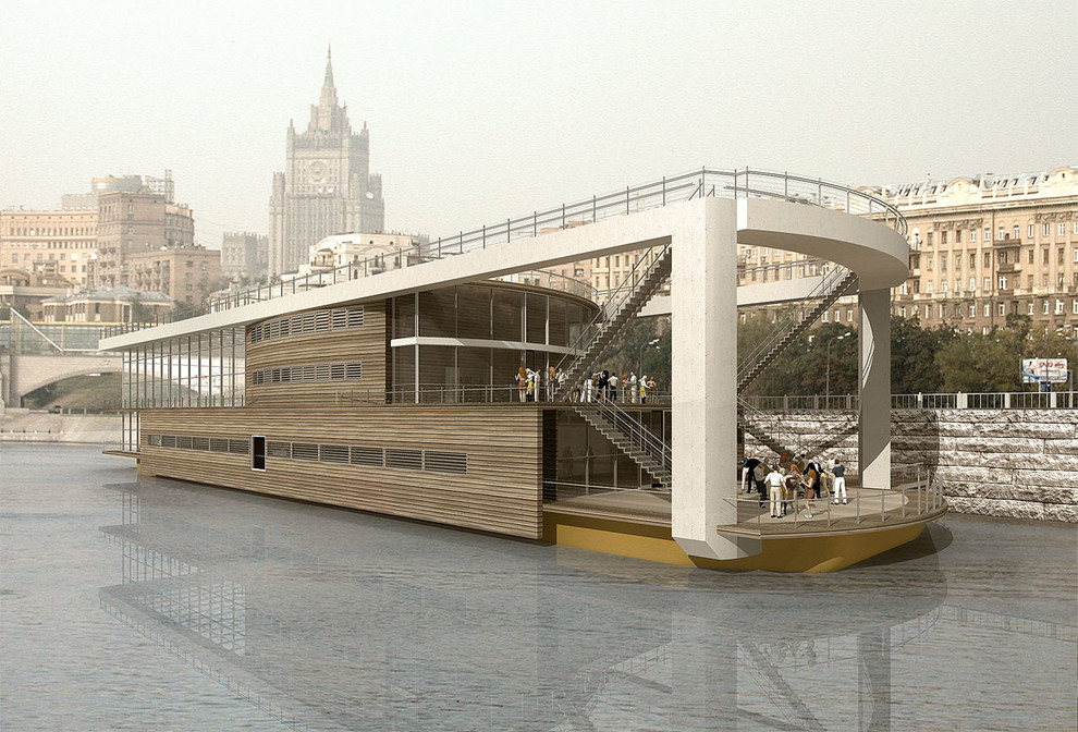 Развлекательный центр на Киевском вокзале. Переоборудованная баржа.