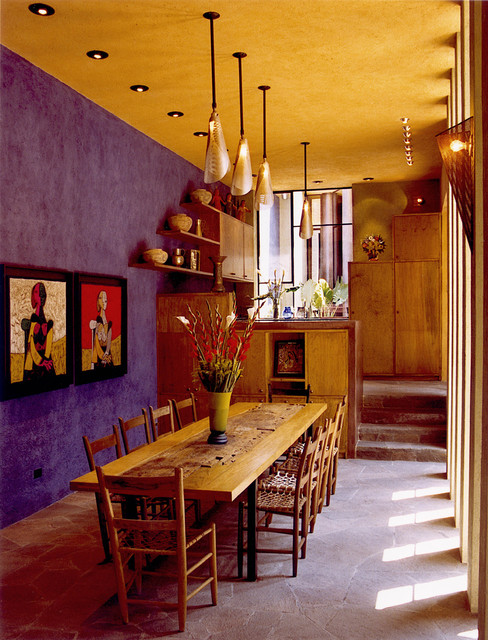 Casa de las Estrellas contemporary-dining-room