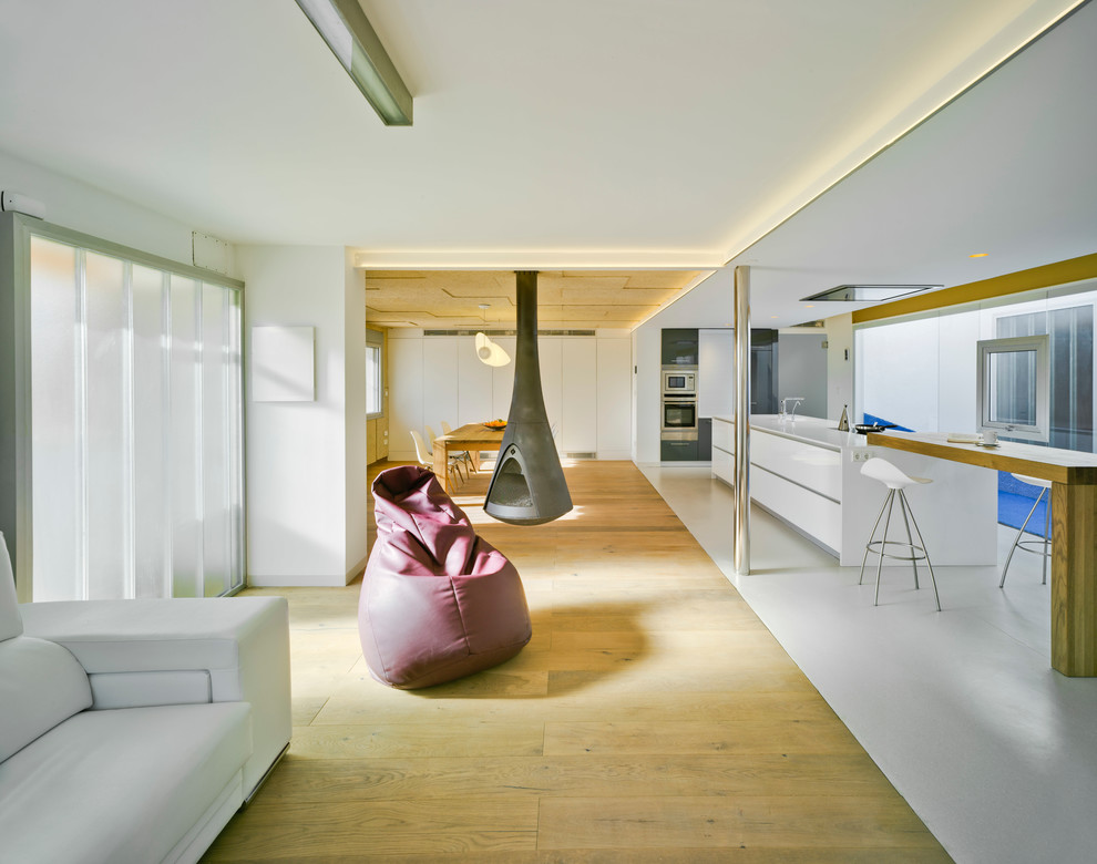 Inspiration for a contemporary living room in Alicante-Costa Blanca.