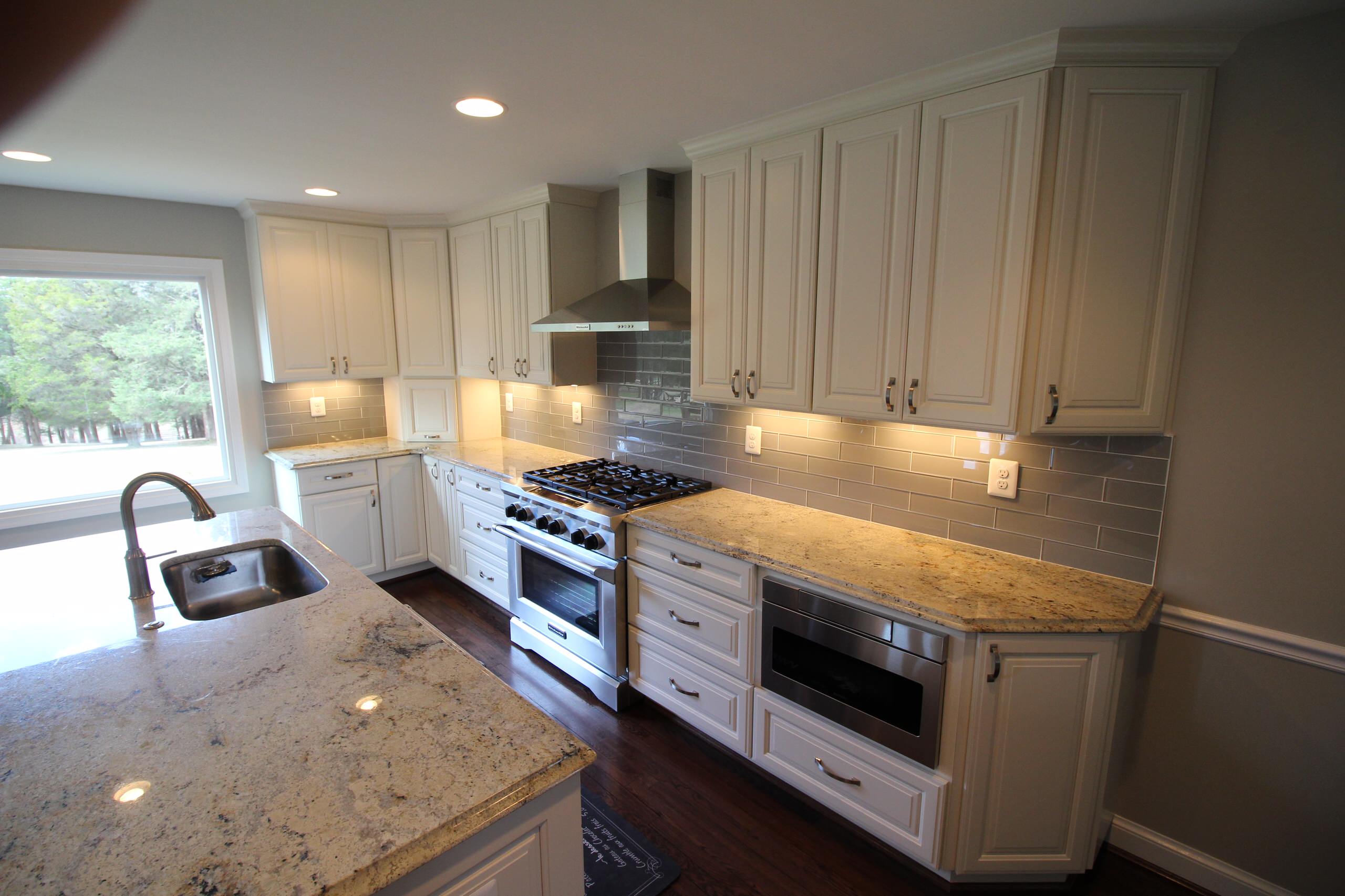 Contemporary Kitchen