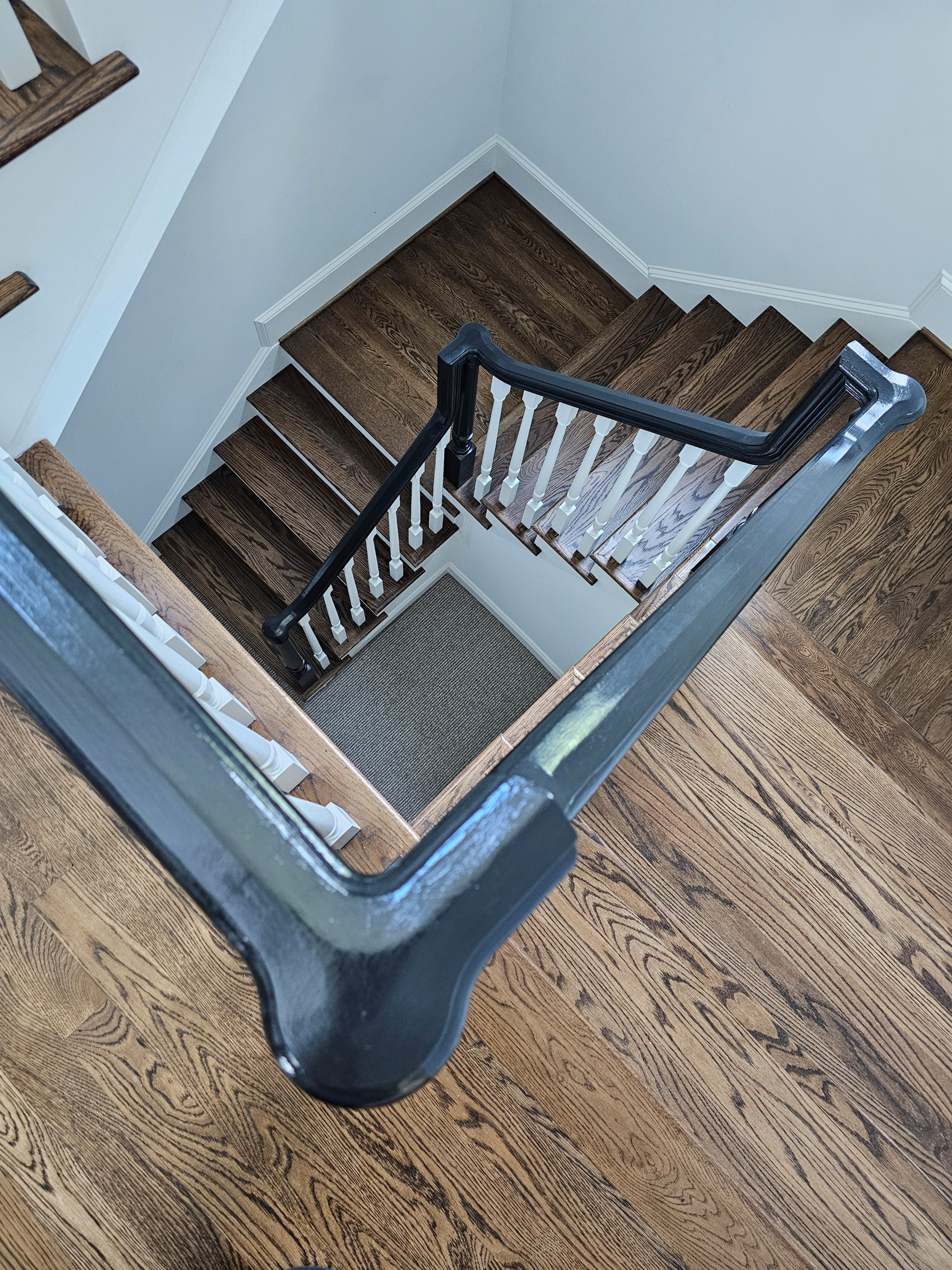 121_Elegant Floating Staircase, Chevy Chase, MD 20815