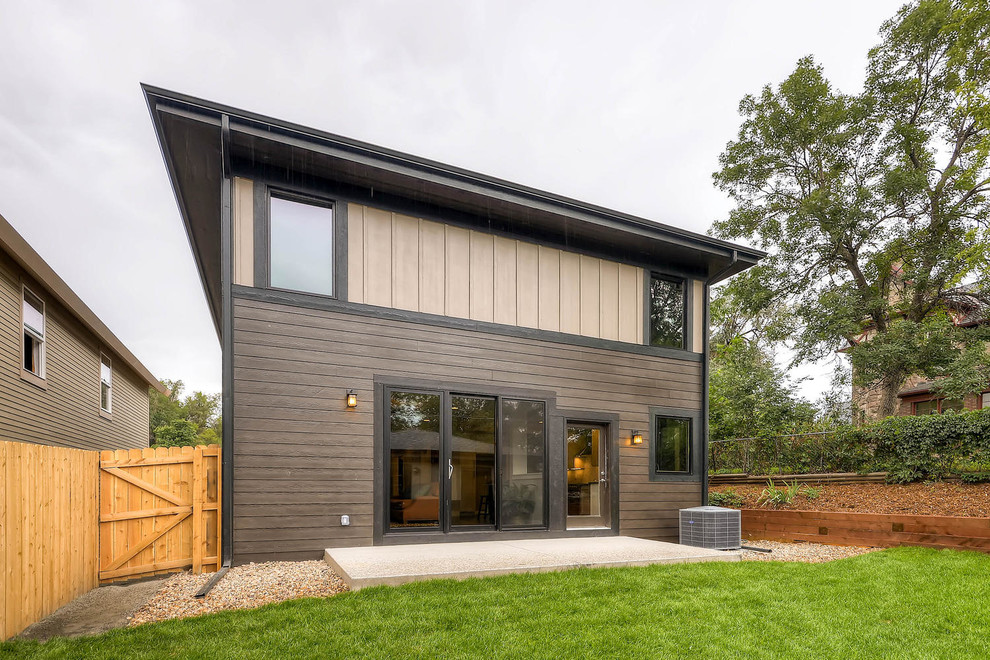 This is an example of a transitional exterior in Denver.