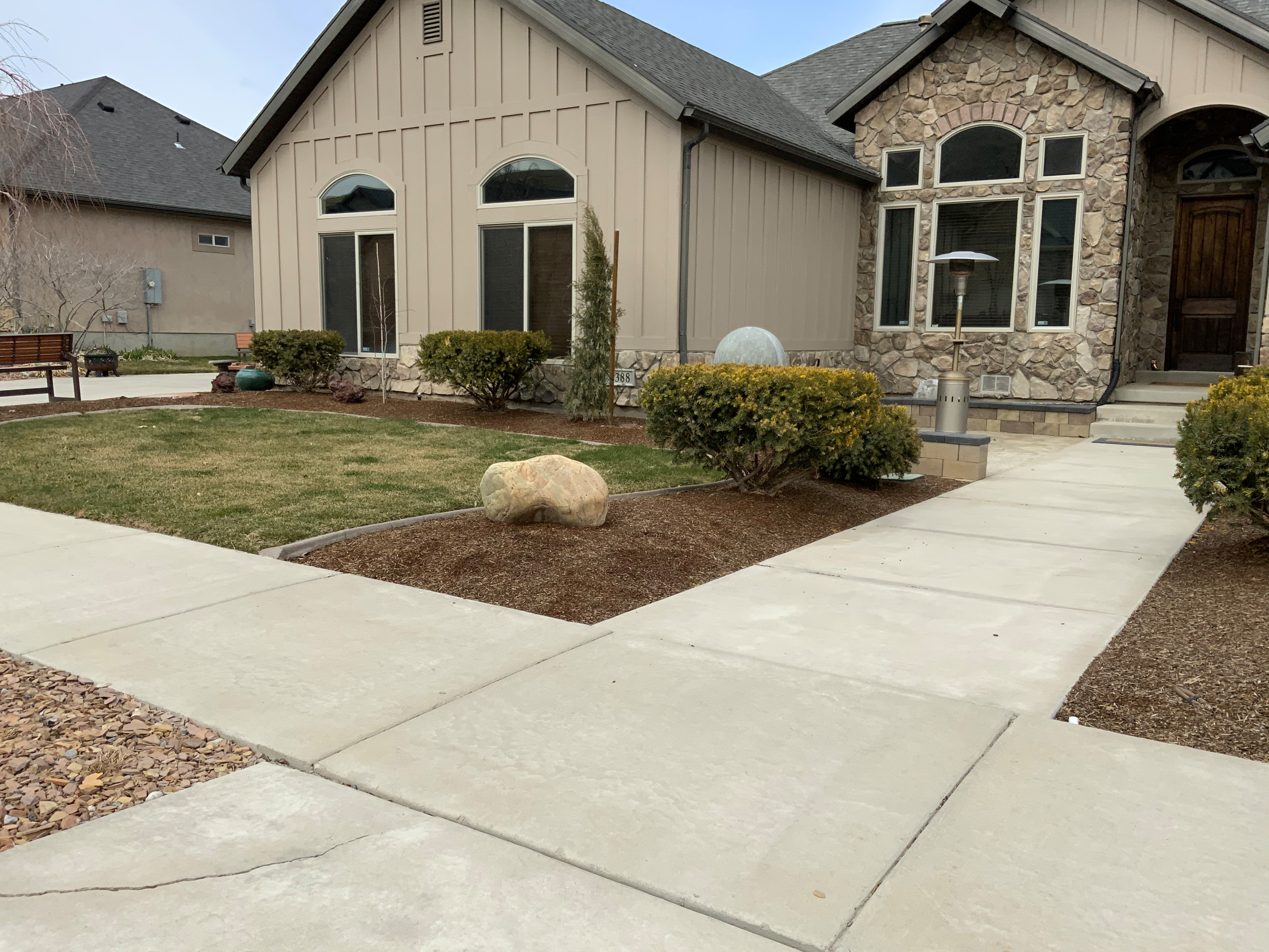 Neighborhood Friendly Front Yard