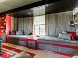 Rustic Family Room by LOREC Ranch Home Furnishings