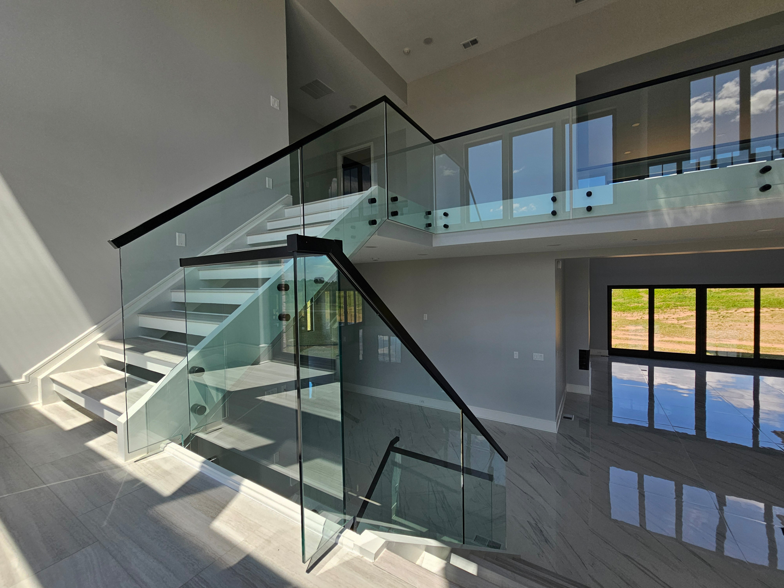 125_Modern Open Rise Stair with Glass Balustrade, Aldie, VA 20105