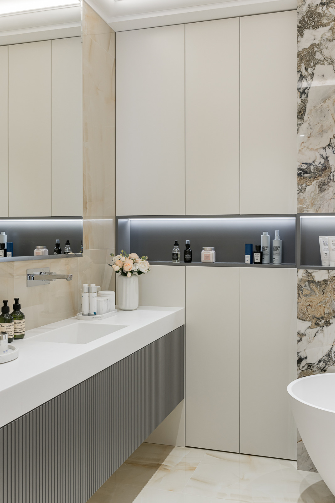 Реализация мебели в ЖК «Английский квартал»