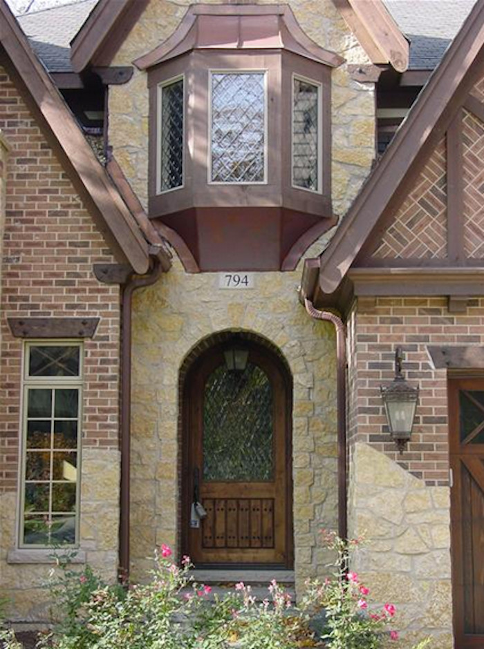 Mountain style entryway photo in Chicago