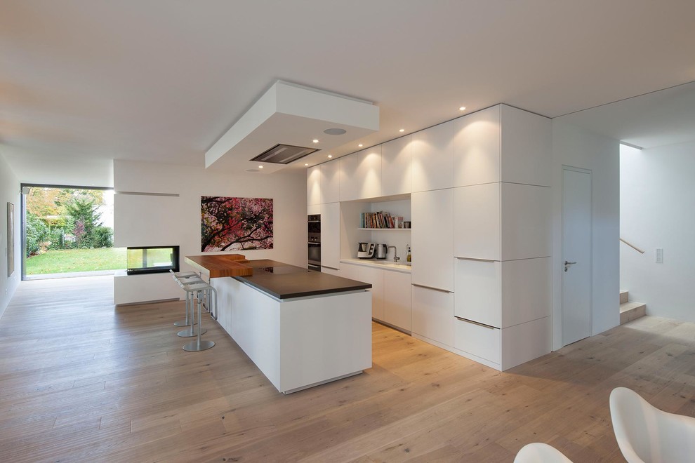 Home design - contemporary home design idea in Cologne