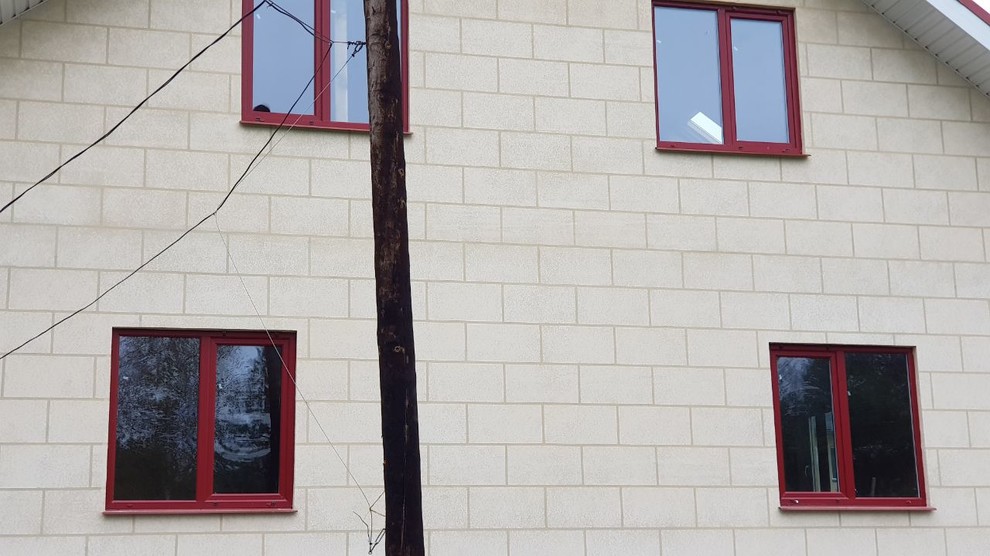 Изготовление фасада из декоративной штукатурки в Кириши