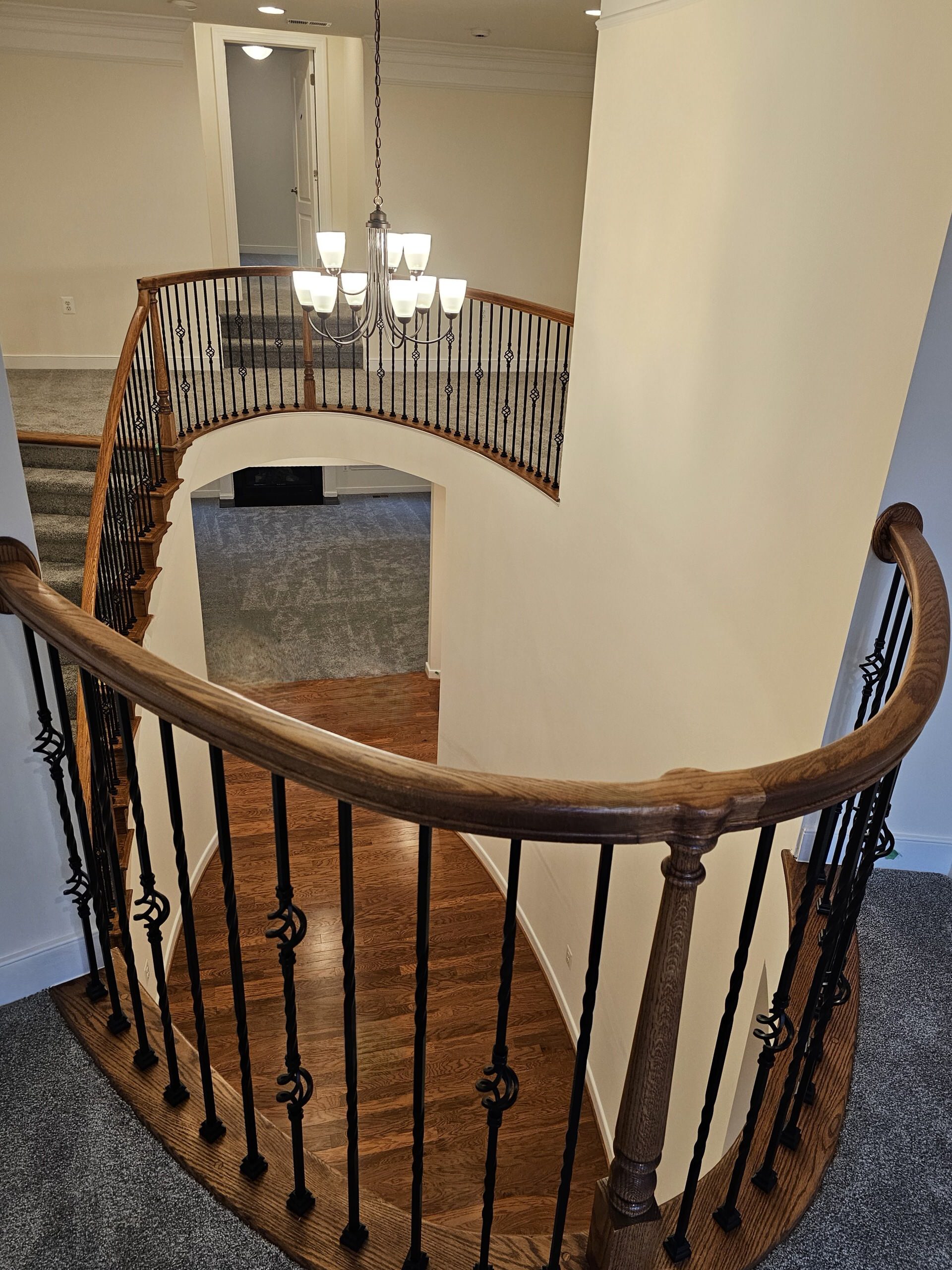 128_Grand Entryway Elliptical Staircase, Nokesville, VA 20181