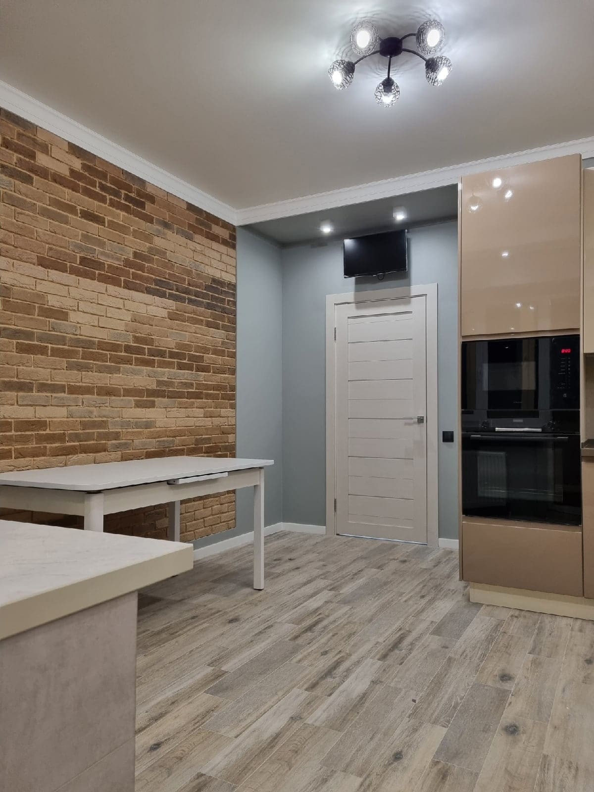 Ул. Красный маяк 111