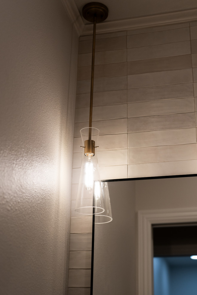 Black Alder | Guest Bath + Laundry