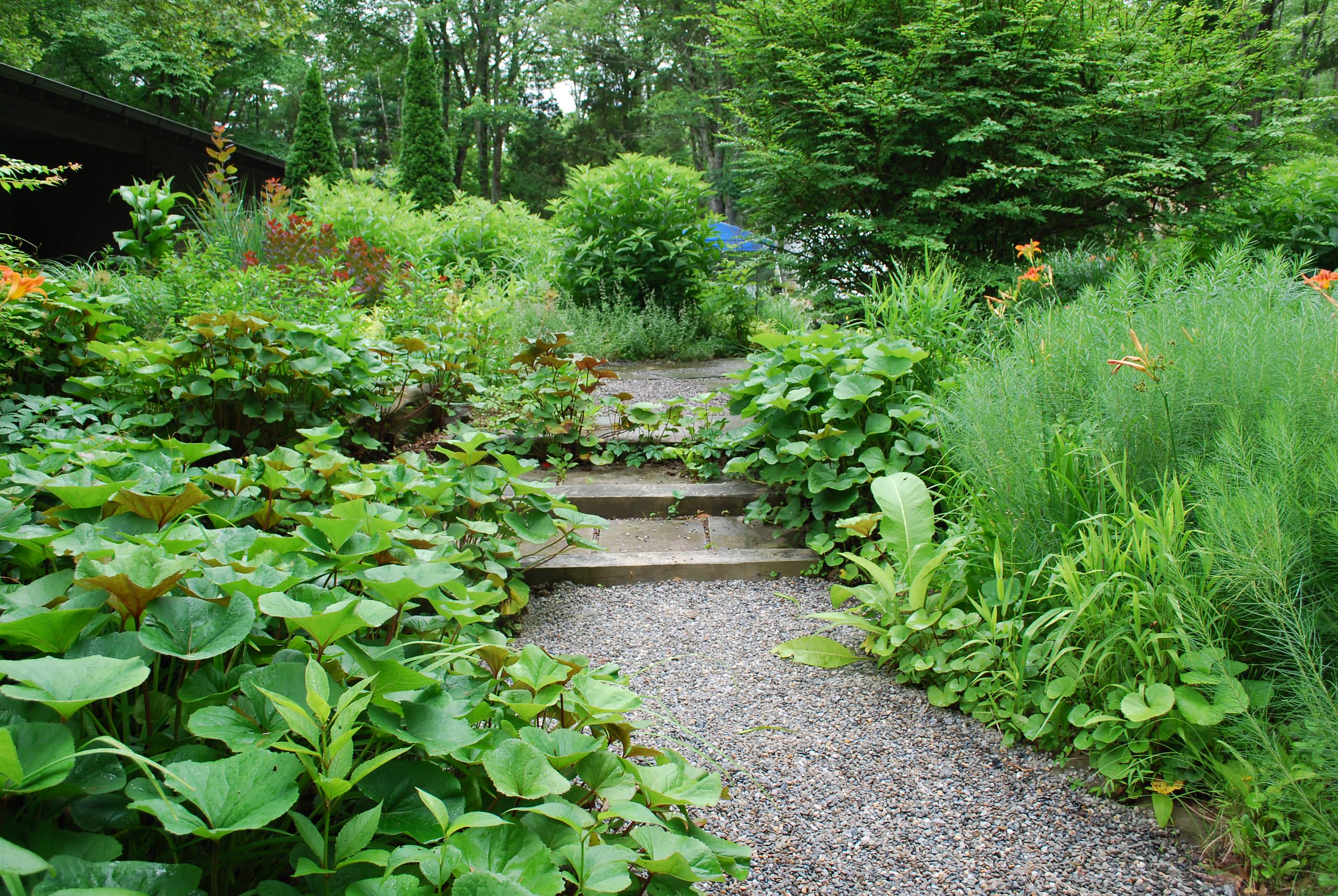 James Golden's Garden at Federal Twist