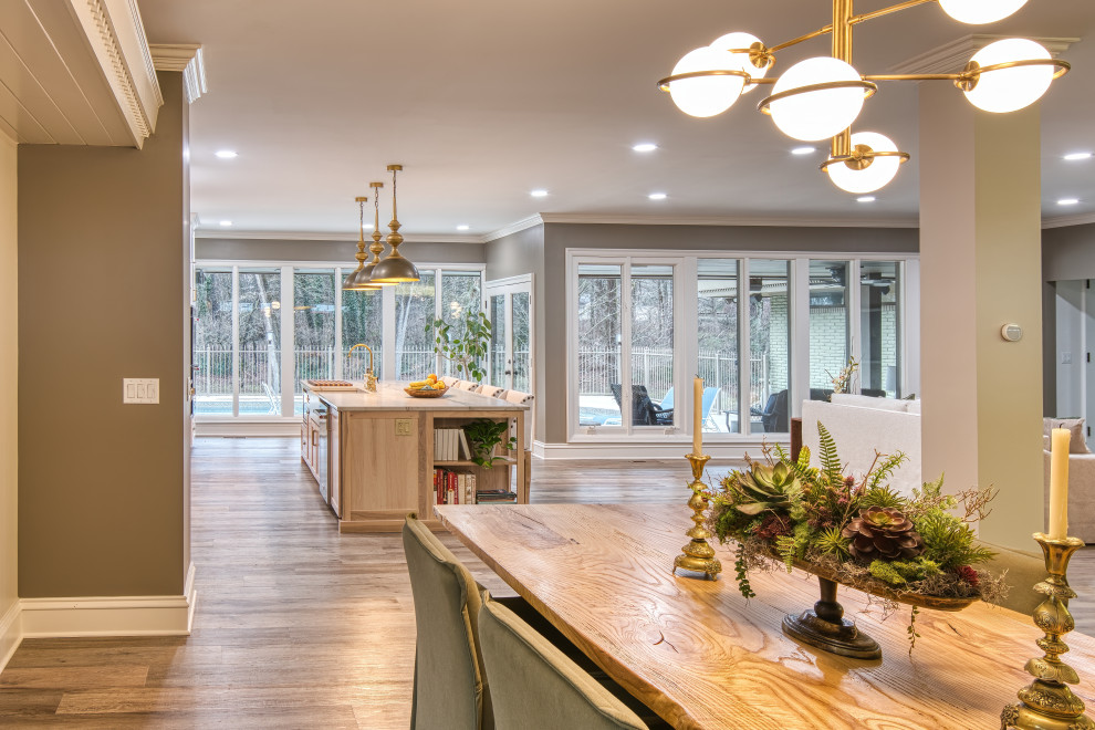 Kitchen - transitional kitchen idea