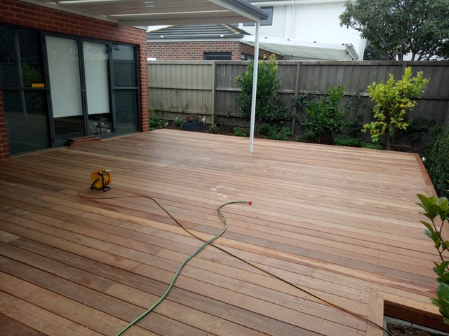 Heatherthon Merbau decking contemporary-deck