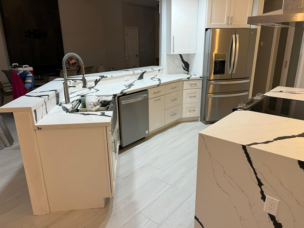 White and Grey modern kitchen