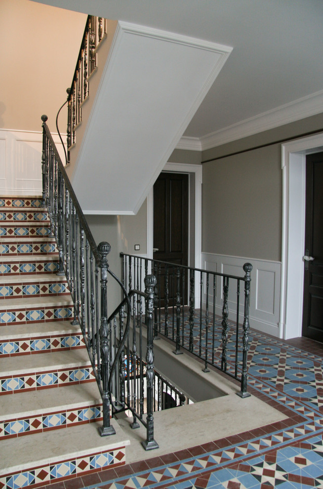 Холл, 2 этаж