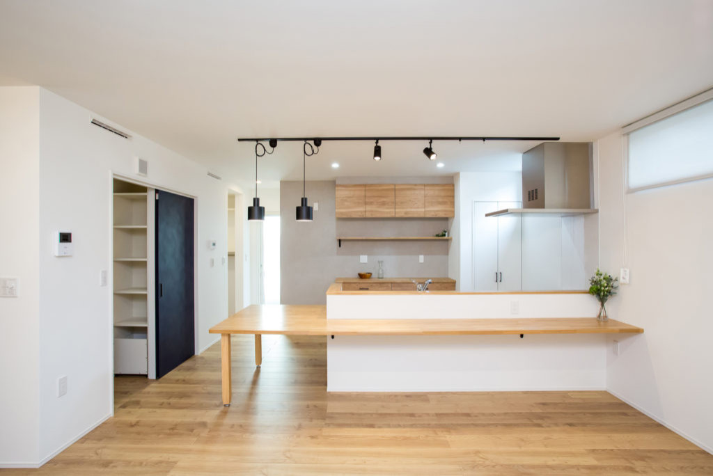 なだらかに奏でる家 Modern Dining Room Other By ライジング株式会社 Houzz