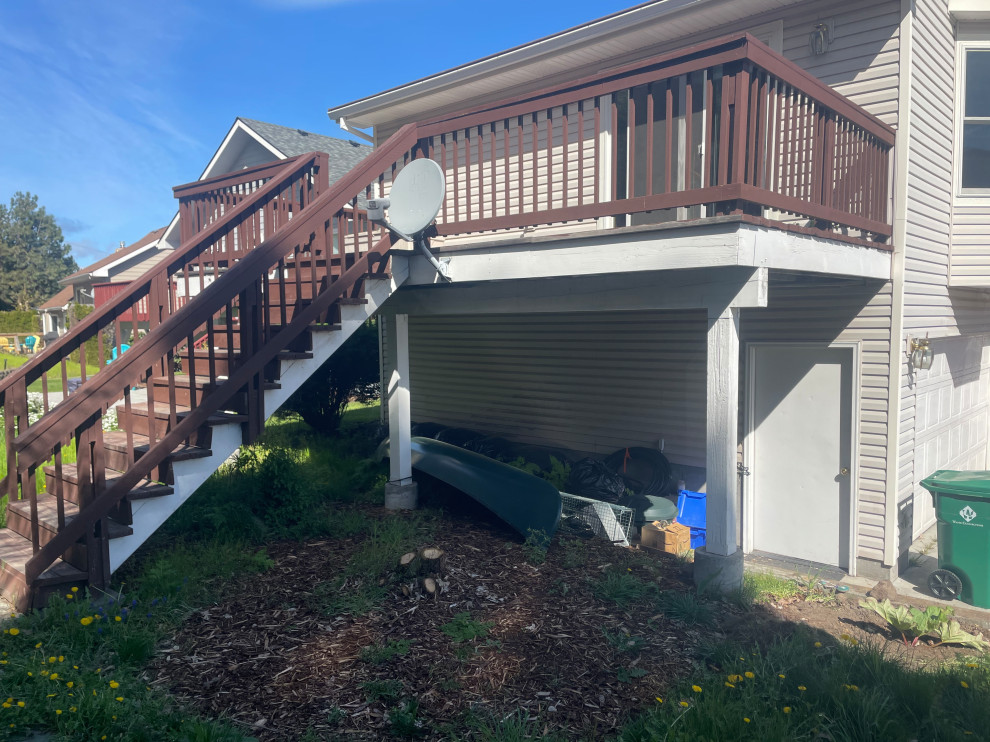 Deck and front entry
