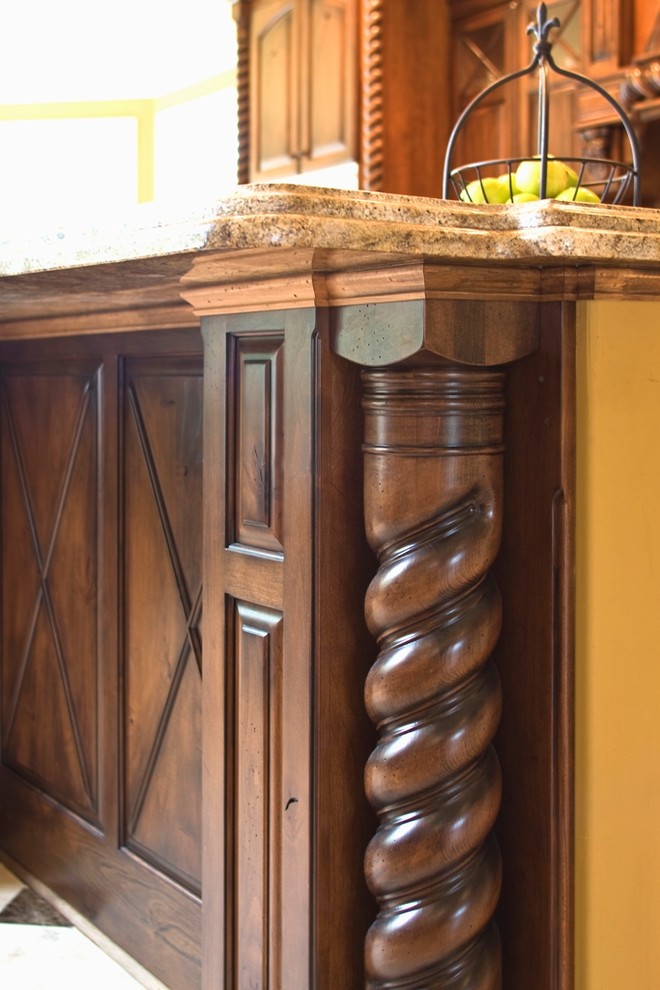 Home design - transitional home design idea