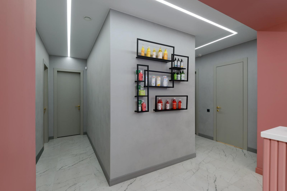 Декоративная матовая штукатурка в интерьере салона красоты