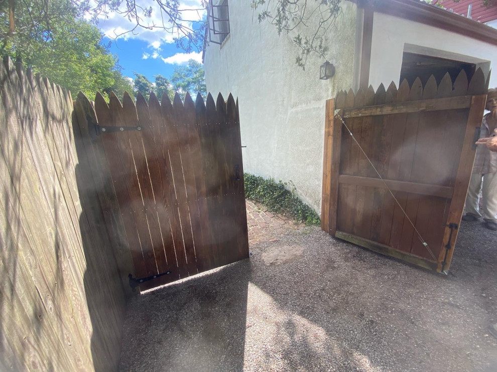 Fence and Gate Repair