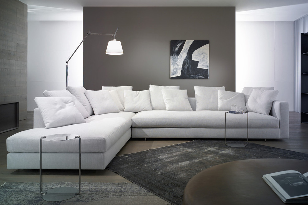 Home design - contemporary home design idea in Miami