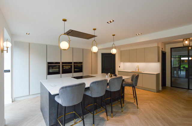 Friars Avenue, North Finchley, N20 modern-kitchen
