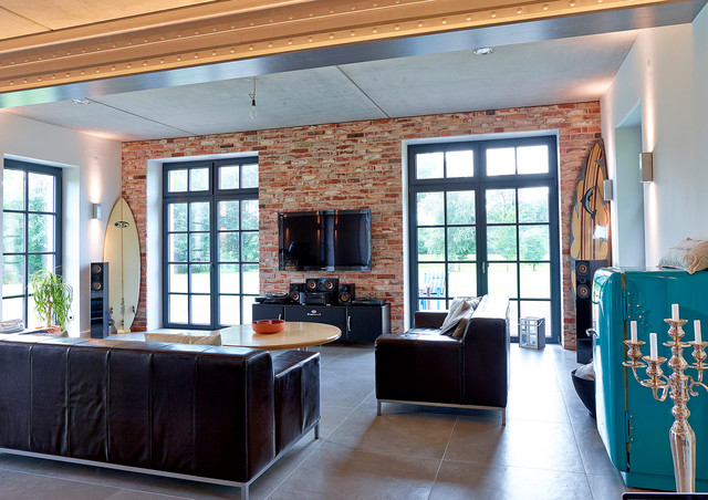 Moderne Einfamilien-Villa in rustikalem Gewand industriel-salon