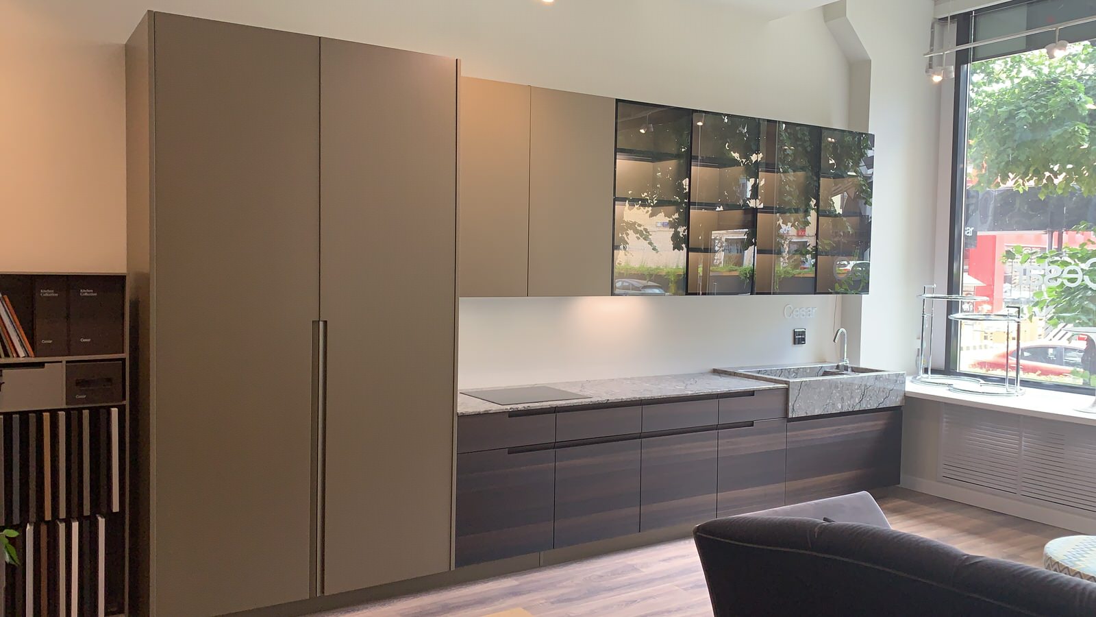 На выставочном образце в нашем  салоне