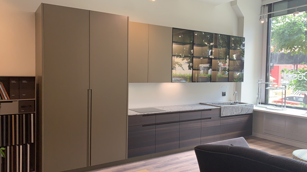 На выставочном образце в нашем  салоне