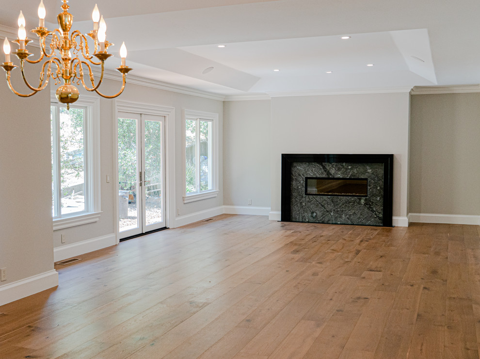 Inspiration for a modern home design remodel in San Francisco
