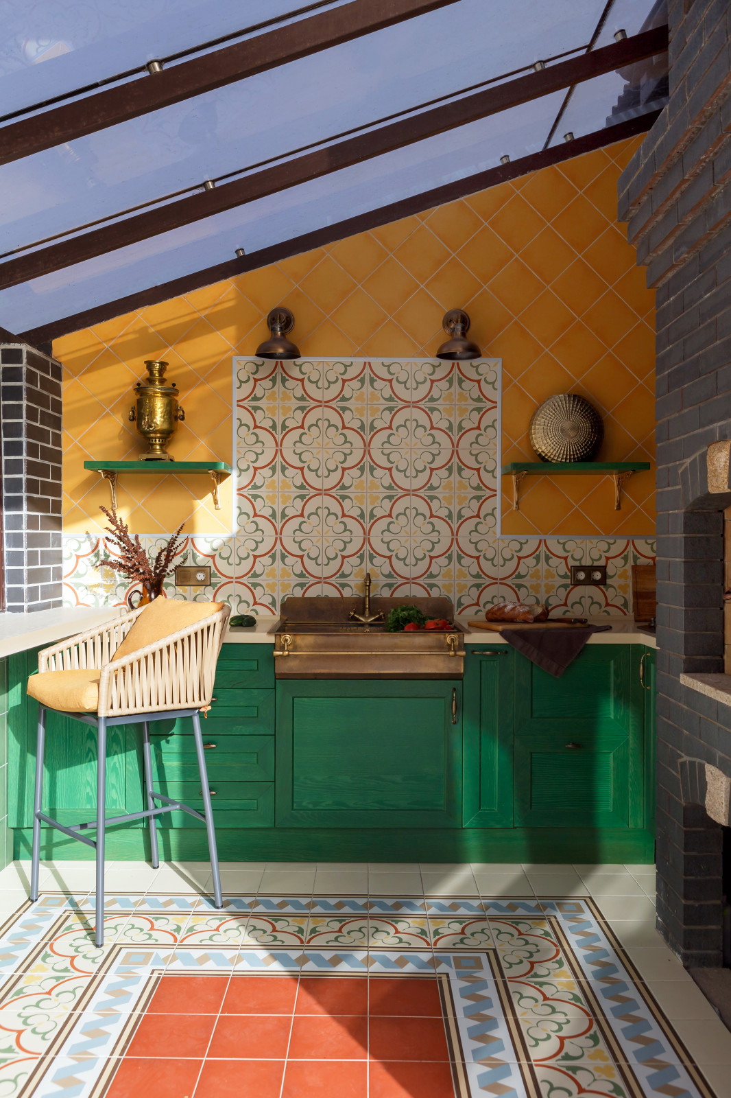 Летняя кухня на побережье