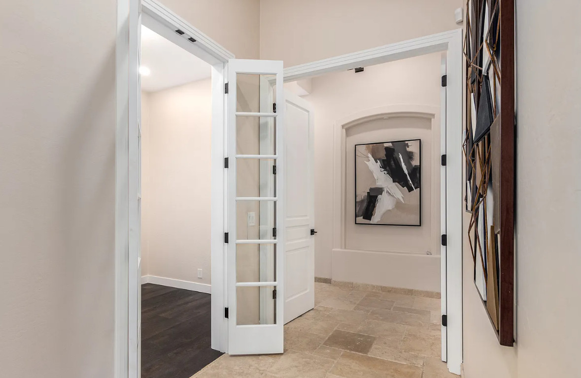 Neiman's Residence