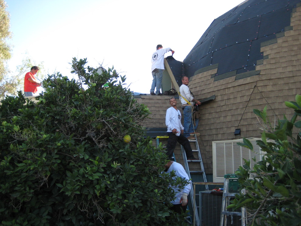 Inspiration for a modern home design remodel in Phoenix