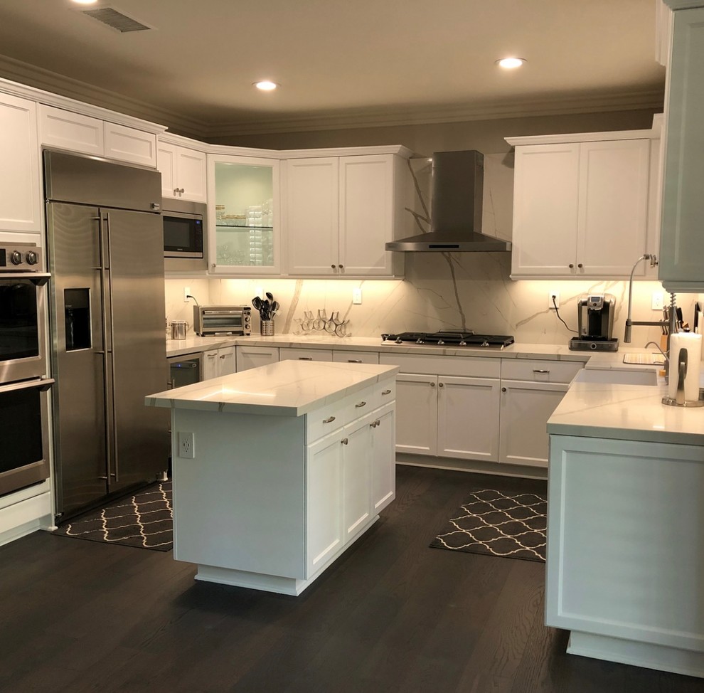Inspiration for a transitional kitchen remodel in Miami
