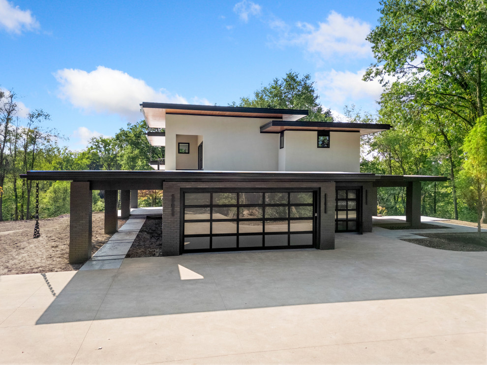 2024 Parade House