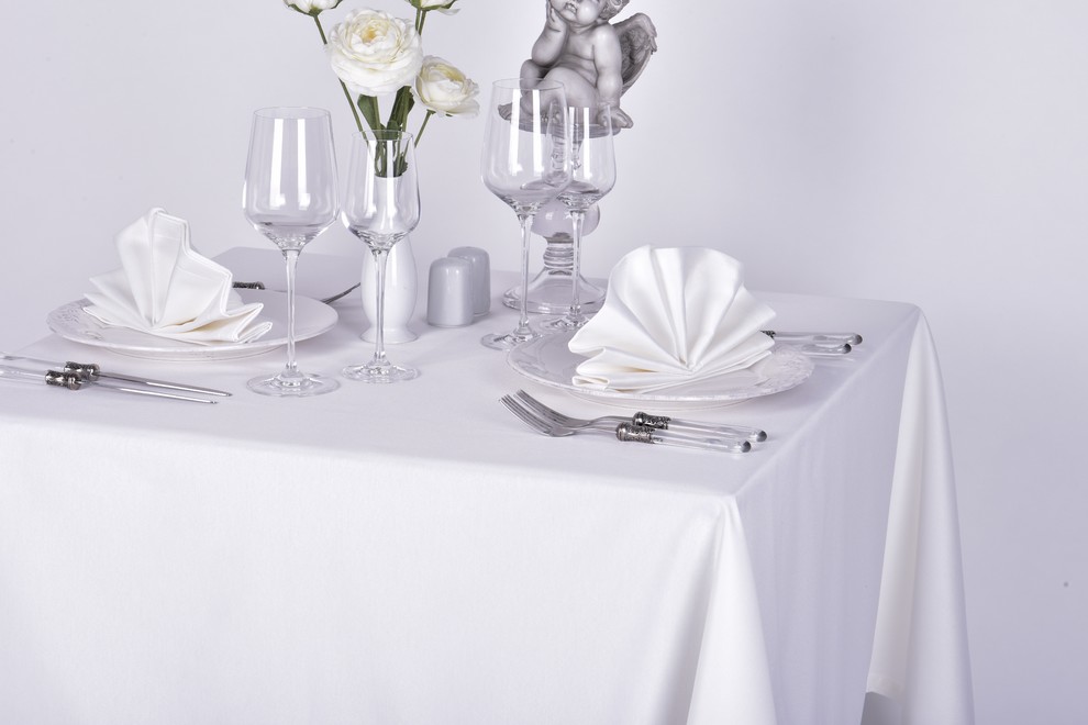 Банкетные скатерти  эконом.