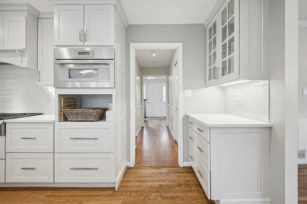 Inspiration for a transitional kitchen remodel in DC Metro