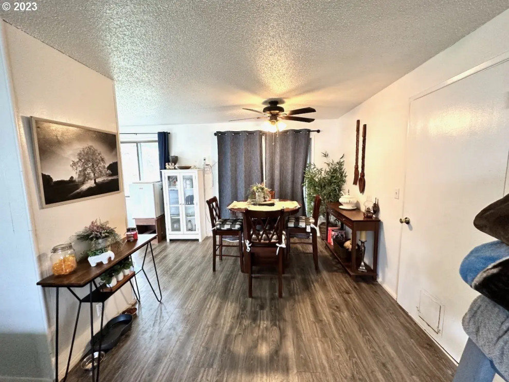 New click lock flooring, with the area decluttered and prepped for sale