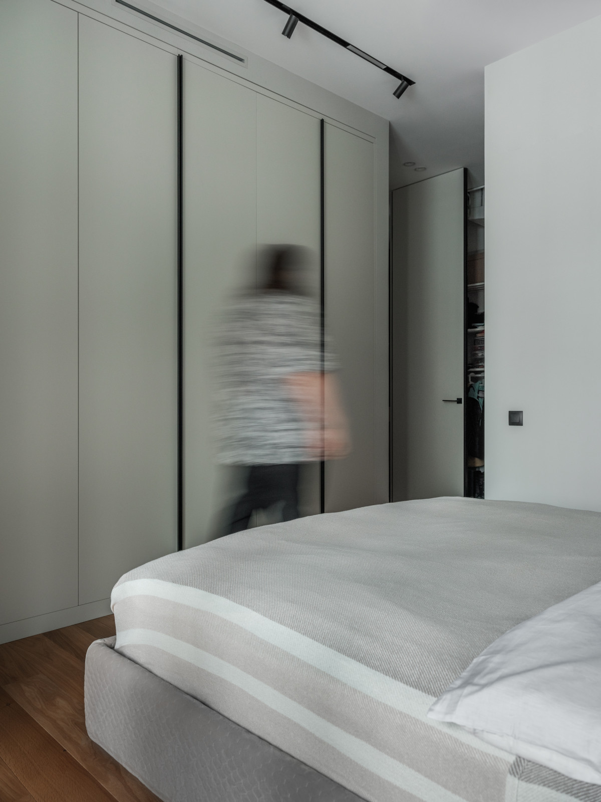 НОВОЧЕРЕМУШКИНСКАЯ 17