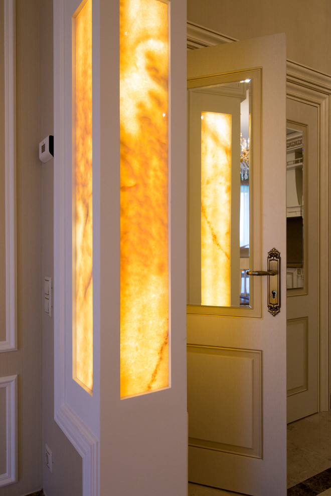 ЗАСТЫВШЕЕ СВЕЧЕНИЕ КЛАССИКИ