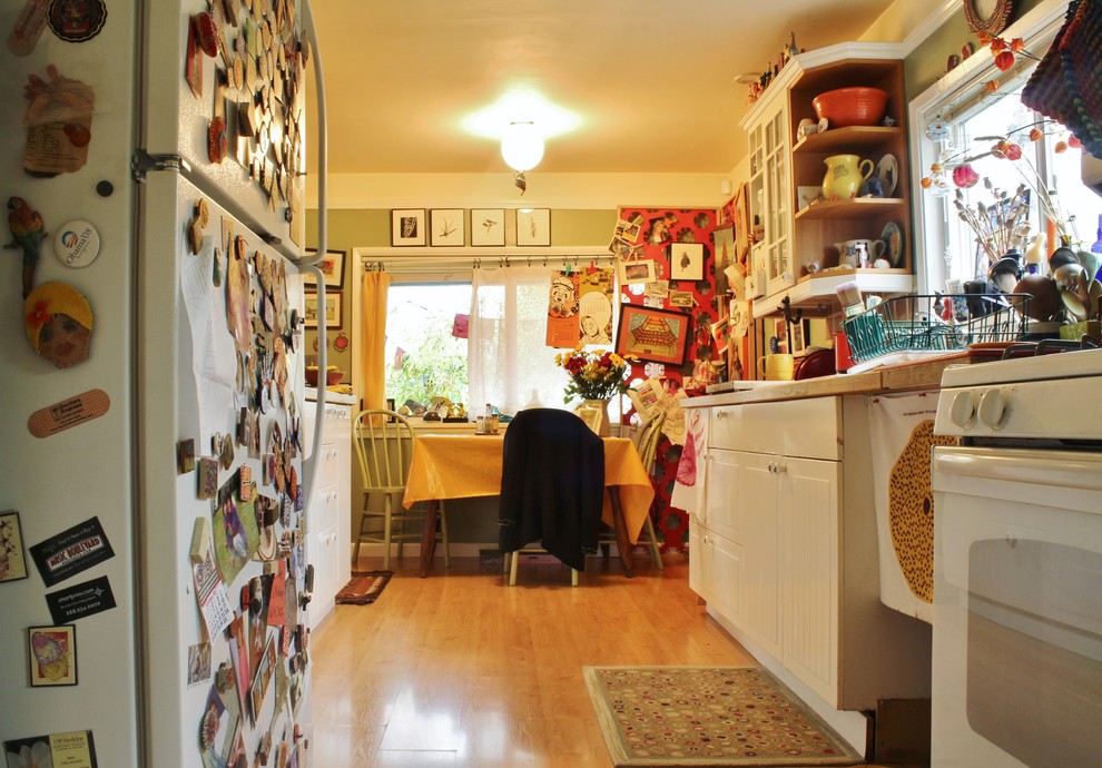 Inspiration for an eclectic kitchen in Seattle.